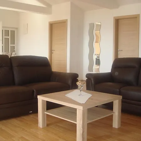 Apartments Jelicic Selce Exterior photo